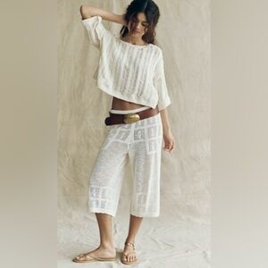 NWT FREE PEOPLE FREE EST CORBYN FAUXCHET CAPRI PANTS IVORY